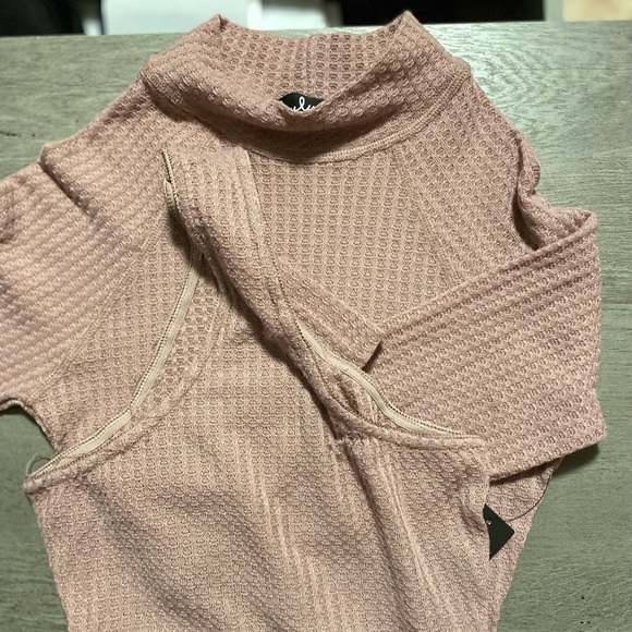 Lulu’s Adelyne Mauve Long Sleeve Bodysuit - Picture 13 of 16